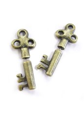 画像1: 【新品】 鍵ピアス (アンティークゴールド) PR_008_B101【通信販売専用商品】 (1)