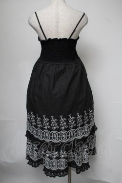 画像2: axes femme / 段々刺繍2WAYロングスカート  黒ｘ白 S-25-08-05-046-AX-SK-AS-ZS