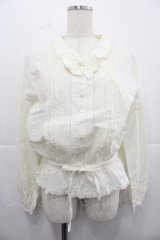 INGEBORG / 総刺繍リボンブラウス  キナリ I-25-12-02-018-LO-BL-SA-ZI