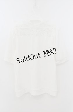 画像3: axes femme / パールレース襟ヨーク切替プルオーバー F シロ O-26-01-24-079-AX-TO-OW-ZT0127G