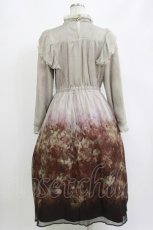 画像3: 【SALE】axes femme NOSTALGIE / ミスティローズ柄ワンピース  ブラウン O-25-09-09-021-AX-OP-IG-ZH (3)