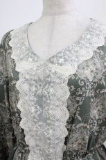 画像4: 【SALE】axes femme / ローズガーランド柄ロングワンピース  グリーン O-25-09-13-014-AX-OP-IG-ZH (4)