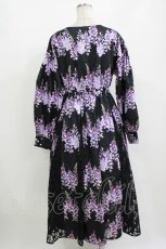 画像3: axes femme / カシュクールワンピース  クロ×パープル O-26-01-31-042-AX-OP-IG-ZH (3)