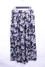 画像2: 【SALE】axes femme  / オーナメント調柄ワイドパンツ Y-23-04-21-105-1-PA-AX-L-SZ-ZT134 (2)