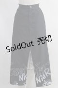 NieR Clothing / 裾プリントスリットスカート  黒 H-23-11-04-1018-PU-SK-KB-ZH