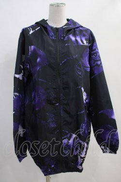 画像1: NieR Clothing / 総柄ZIPブルゾンパーカー  黒×紫 H-24-02-06-1013-PU-TO-KB-ZT223