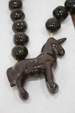画像3: Q-pot. / Lollipop Chocolate Unicorn Necklace  茶 H-24-02-25-2041-QP-AC-KB-ZH