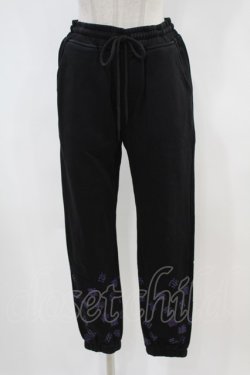 画像1: NieR Clothing / プリントSWEAT PANTS  黒 H-24-04-15-1028-PU-PA-KB-ZT383