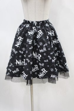 画像1: NieR Clothing / ロゴ総柄スカート  黒 H-24-05-05-1029-PU-SK-KB-ZH