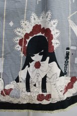 画像4: ALICE and the PIRATES / Marionette in my closet room柄 ジャンパースカートI Free ブラック H-24-06-15-013-PA-OP-NS-ZH (4)