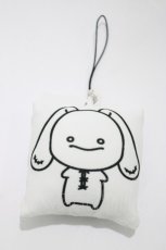 画像2: NieR CLOTHING / ミニクッションストラップ   H-25-06-06-1013-PU-ZA-KB-ZH (2)