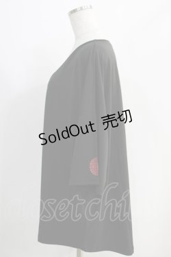 画像2: Qutie Frash / Vネックトップス  黒 H-24-11-07-066-QU-TO-KB-ZH