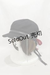 IRO+IRO / レースアップリボンキャップ  ブラック/レッド H-24-11-21-004-LO-AC-NS-ZH