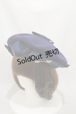 画像1: metamorphose / チャーム付きロゴリボンベレー  ネイビー H-24-12-15-007-ME-AC-NS-ZH