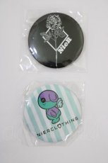 画像1: NieR CLOTHING / 缶バッジSET   H-25-01-09-044-PU-ZA-KB-ZH (1)