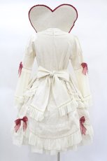 画像2: BABY,THE STARS SHINE BRIGHT / 薔薇咲く夜のHocus-Pocus Queenワンピース Free アイボリー H-25-01-25-1054-BA-OP-NS-ZH (2)