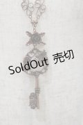 axes femme / 蝶モチーフ鍵ネックレス  アンティークゴールド H-25-02-14-034-AX-AC-NS-ZH