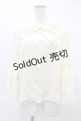 axes femme kawaii / 3段フリル姫袖ブラウス M アイボリー H-25-02-16-1051-AX-BL-NS-ZH