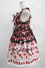 画像2: BABY,THE STARS SHINE BRIGHT / Berry Berry Strawberry Parfait〜くみゃちゃんアイスを添えて〜ジャンパースカートII F Black H-25-02-18-003-BA-OP-NS-ZH (2)