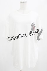 MILKBOY / HELP Tee  ホワイト H-25-02-20-049-MB-TO-KB-ZH