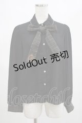 axes femme POETIQUE / 刺繍リボンタイ付ブラウス M ブラック/グリーン H-25-02-22-060-AX-BL-NS-ZH