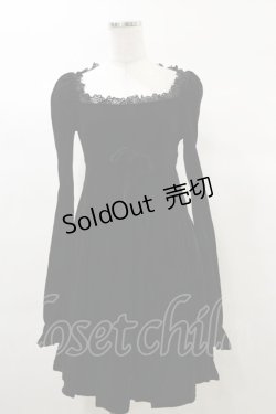 画像1: KILL STAR / Imperia Long Sleeve Velvet Dress XS 黒 H-25-03-06-075-SL-OP-KB-ZI