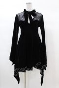 KILL STAR / Grimina Velvet Sorcery Dress S 黒 H-25-03-08-008-SL-OP-KB-ZY