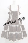 metamorphose / 【プラスサイズ】木漏れ日のトロイメライ ティアードジャンパースカート プラスサイズ ブラウン H-25-03-11-002-ME-OP-NS-ZH