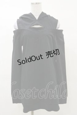 画像1: NieR Clothing / オフショルプルパーカー  黒 H-25-03-12-040-PU-TO-KB-ZH
