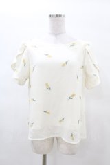 F i.n.t / チューリップ刺繍プルオーバー Free OFF WHITE H-25-03-14-1052-CA-TO-NS-ZH