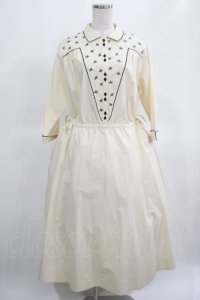 Jane Marple Dans Le Salon / Clover embroidery dress  バニラ H-25-03-15-015-JM-OP-KB-ZH
