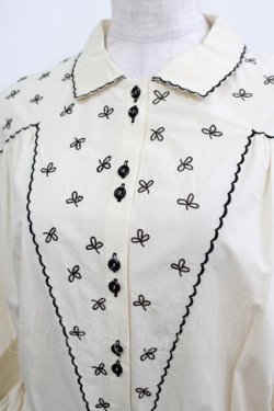 画像4: Jane Marple Dans Le Salon / Clover embroidery dress  バニラ H-25-03-15-015-JM-OP-KB-ZH