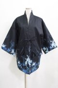 NieR Clothing / 中綿入りキルティングはんてん風アウター  黒/和柄九尾 H-25-03-24-030-PU-JA-KB-ZT071