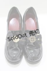 Amavel / ロゴリボンローファーパンプス L ブラックエナメル H-25-03-27-074-CA-SH-NS-ZH