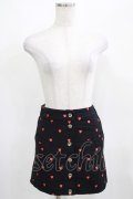 lilLilly / ハート刺繍ミニスカート FREE 黒 H-25-03-28-037-LO-BL-KB-ZH