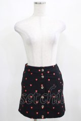 lilLilly / ハート刺繍ミニスカート FREE 黒 H-25-03-28-037-LO-BL-KB-ZH