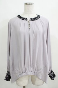 axes femme / パール釦ギャザーブラウス S グレー H-25-03-30-051-AX-BL-NS-ZH