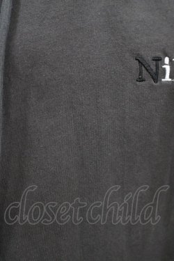 画像4: NieR Clothing / ポケット刺繍プルパーカー  グレー H-25-03-31-044-PU-TO-KB-ZH