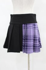 画像2: KILL STAR / CATTLE PLEATED SKIRT XS ブラック/ライラックタータン H-25-04-02-1017-SL-SK-KB-ZY (2)