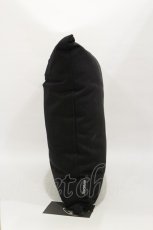 画像2: 【SALE】MORPH8NE / SLEEPY PILLOWクッション  ブラック H-25-04-03-003-PU-ZA-KB-ZT273 (2)