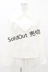 Moi-meme-Moitie / 燭台刺繍タイ付ストライプブラウス  オフ白 H-25-04-03-025-MO-BL-KB-ZH