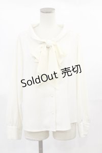 an another angelus / ラッフルボウタイブラウス Free IVORY H-25-04-05-1021-CA-BL-NS-ZH