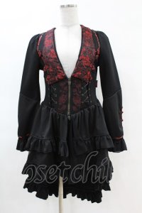Ozz oneste / ジャガード切替フリルオーバージャケット  黒×赤 H-25-04-07-007-OO-JA-KB-ZH