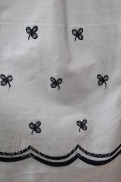 画像4: Jane Marple Dans Le Salon / Clover Embroideryキャトルタックスカート  サックス H-25-04-07-012-JM-SK-KB-ZH