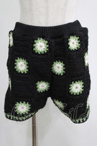 Candy Stripper / FLOWER CROCHET KINT SHORT PANTS  ブラック×グリーン H-25-04-12-052-PU-PA-KB-ZH