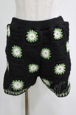 画像1: Candy Stripper / FLOWER CROCHET KINT SHORT PANTS  ブラック×グリーン H-25-04-12-052-PU-PA-KB-ZH