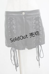 KILL STAR / レースアップフェイクレザーショートパンツ L 黒 H-25-04-12-053-SL-PA-KB-ZH