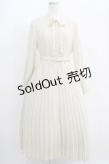 an another angelus / カラープリーツボウタイワンピース Free IVORY H-25-04-13-1024-CA-OP-NS-ZH