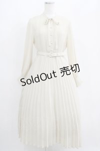 an another angelus / カラープリーツボウタイワンピース Free IVORY H-25-04-13-1024-CA-OP-NS-ZH