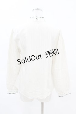 画像2: an another angelus / 配色リボンレーススタンドカラーブラウス Free IVORY×BK H-25-04-14-039-CA-BL-NS-ZH